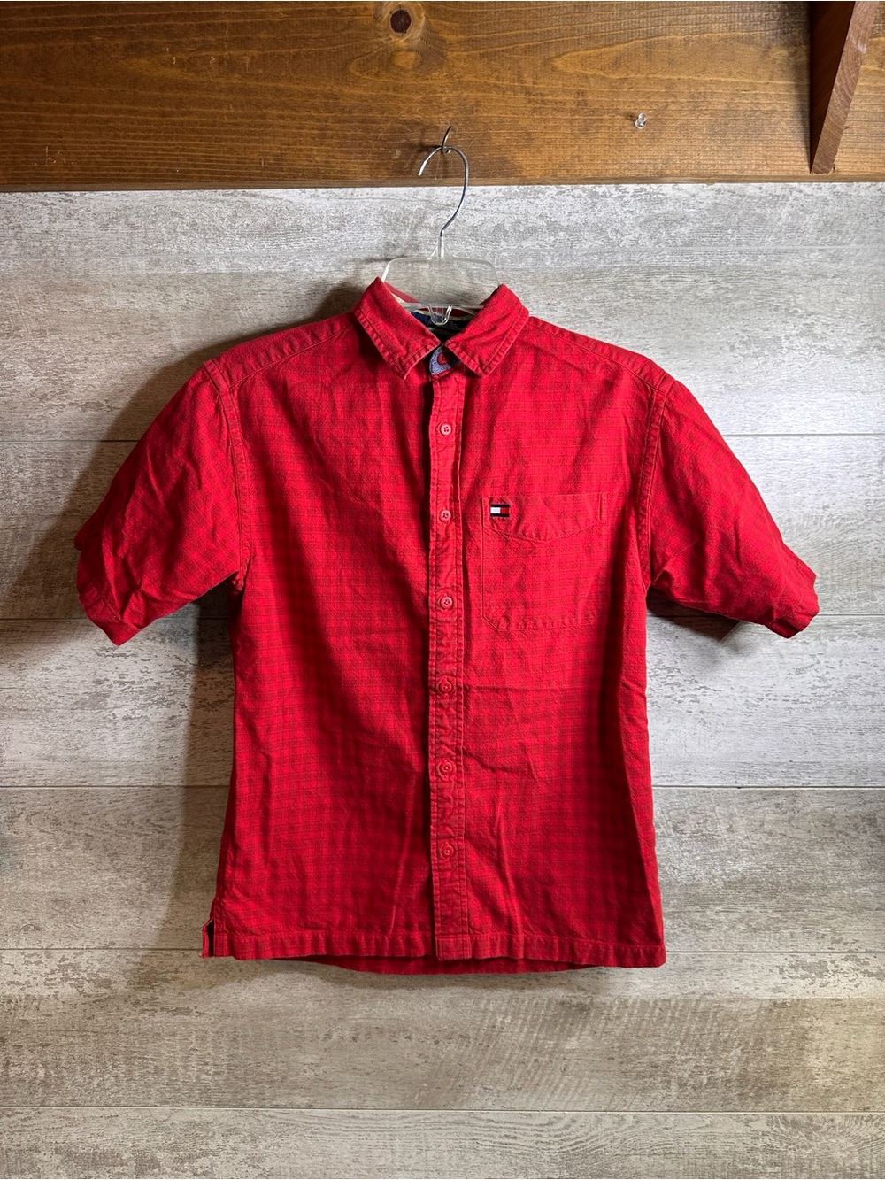 Tommy Hilfiger Red Plaid Button Down Shirt Mens Small/Slim M Short Sleeve Pocket